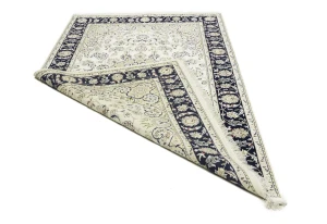 Cream Floral 6X9 Indo-Nain Oriental Rug