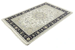 Cream Floral 6X9 Indo-Nain Oriental Rug