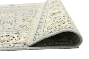 Light Blue-gray Floral 5X7 Indo-Nain Oriental Rug