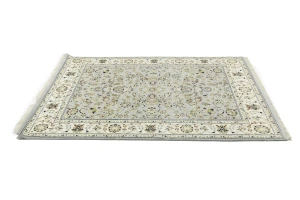 Light Blue-gray Floral 5X7 Indo-Nain Oriental Rug