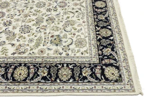 Cream Floral 8X10 Indo-Nain Oriental Rug