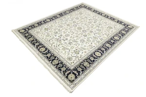 Cream Floral 8X10 Indo-Nain Oriental Rug