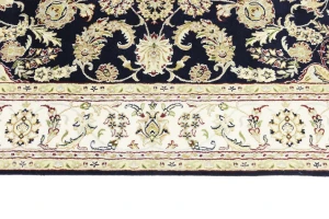 Cream Floral 7X10 Indo-Nain Oriental Rug
