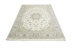 Cream Floral 8X10 Indo-Nain Oriental Rug