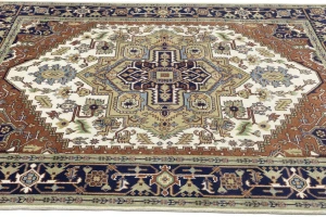 Cream Geometric 8X10 Heriz Serapi Oriental Rug