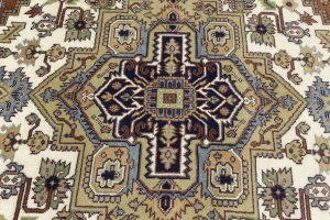 Cream Geometric 8X10 Heriz Serapi Oriental Rug