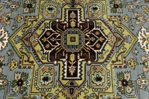 Light Gray Geometric 8X10 Heriz Serapi Oriental Rug