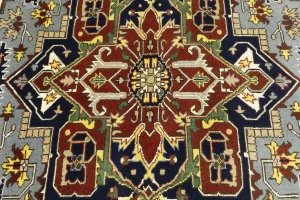 Light Gray Geometric 9X12 Heriz Serapi Oriental Rug