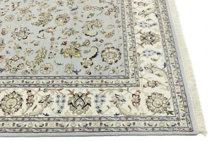 Light Blue-gray Floral 8X10 Indo-Nain Oriental Rug