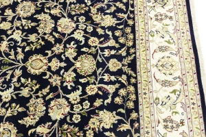 Dark Navy Floral 8X10 Indo-Nain Oriental Rug