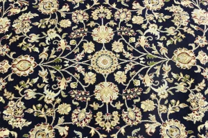 Dark Navy Floral 8X10 Indo-Nain Oriental Rug