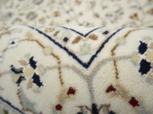 Cream Floral 2'9X20'6 Indo-Nain Oriental Runner Rug