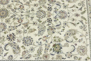 Cream Floral 6X9 Indo-Nain Oriental Rug