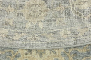 Muted Gray Floral 8X8 Transitional Oriental Round Rug