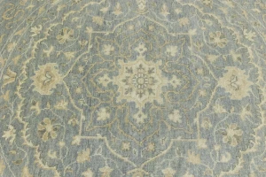 Muted Gray Floral 8X8 Transitional Oriental Round Rug