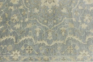 Muted Gray Floral 8X10 Transitional Oriental Rug