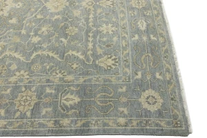 Muted Gray Floral 8X10 Transitional Oriental Rug