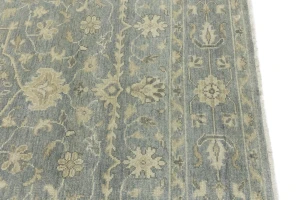 Muted Gray Floral 8X10 Transitional Oriental Rug