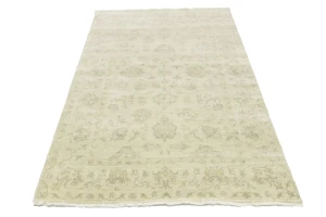 Muted Beige Floral 5X8 Transitional Oriental Rug