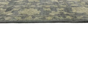 Muted Dark Slate Floral 5X8 Transitional Oriental Rug