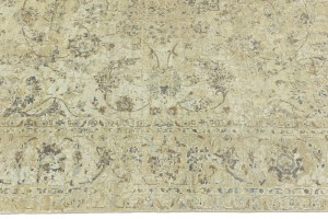 Beige Transitional 8X10 Distressed Indo-Nain Oriental Rug
