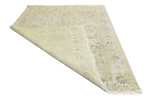 Beige Transitional 8X10 Distressed Indo-Nain Oriental Rug