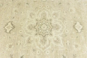 Muted Pinkish Beige Floral 8X8 Transitional Oriental Round Rug