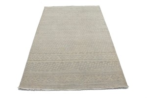 Muted Beige Geometric 5X8 Tribal Oriental Rug