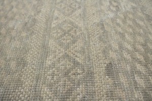 Muted Beige Geometric 5X8 Tribal Oriental Rug