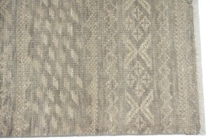 Muted Beige Geometric 5X8 Tribal Oriental Rug