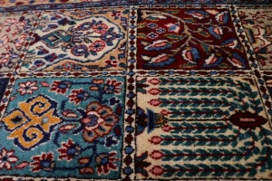 Vintage Red Floral Garden 7X10 Mood Persian Rug