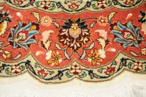 Cream Classic 5'5X5'5 Tabriz Persian Rug