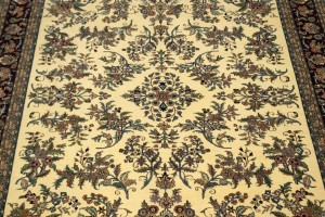 Cream Classic Floral 8X10 Oriental Rug