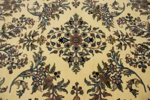 Cream Classic Floral 8X10 Oriental Rug