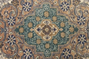 Semi Antique Cream Traditional 4'6X6'4 Tabriz Persian Rug