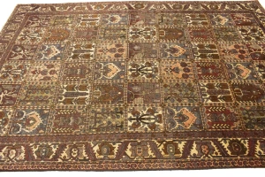 Vintage Brown Floral 7X10 Bakhtiari Persian Rug