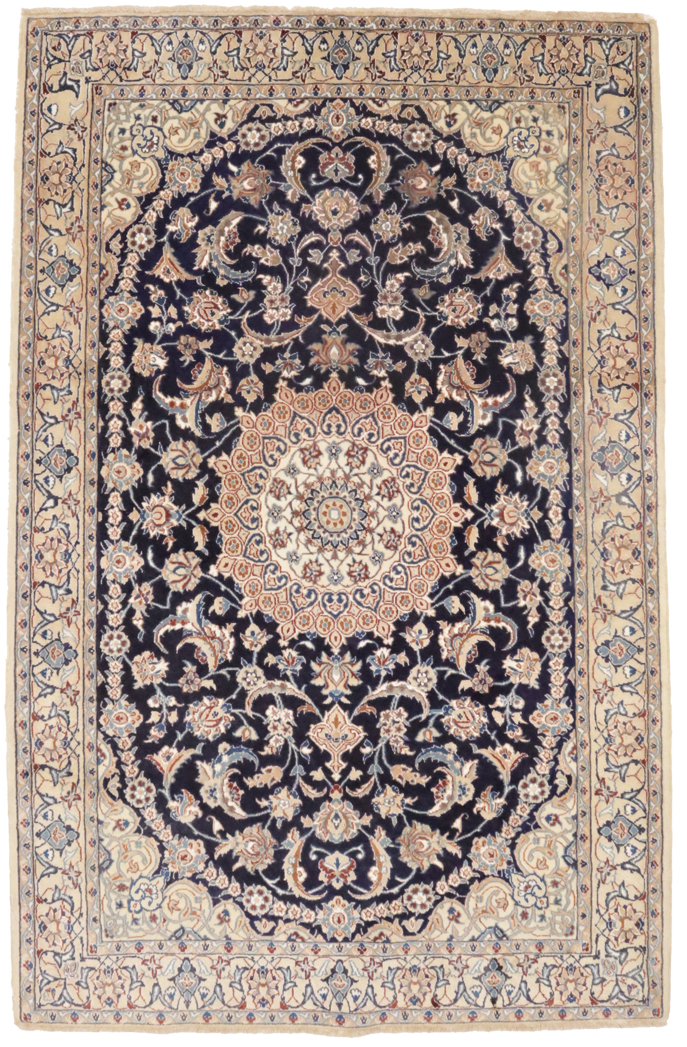 Vintage Floral Classic 4'2X6'6 Nain Persian Rug