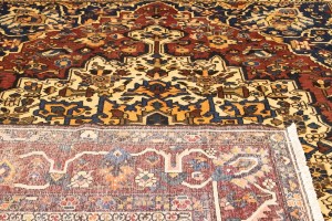 Vintage Rusty Red Floral 10'6X13 Bakhtiari Persian Rug