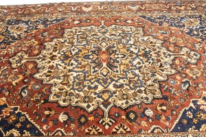 Vintage Rusty Red Floral 10'6X13 Bakhtiari Persian Rug