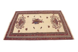 Cream Tribal 4'6X6 Sumak Persian Rug