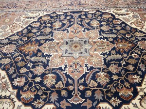 Dark Navy Floral Classic 9X12 Heriz Serapi Pakistan Rug