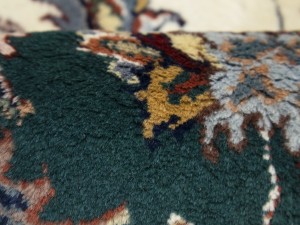 Cream Floral 9X12 Indo-Kashan Oriental Rug