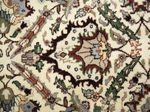 Cream Floral 9X12'5 Indo-Kashan Oriental Rug