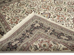Cream Floral 9X12'5 Indo-Kashan Oriental Rug