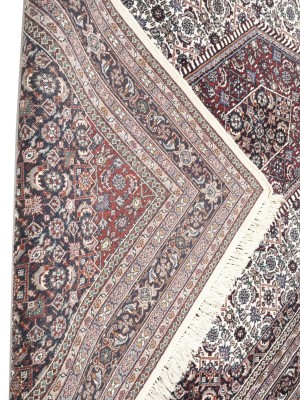 Cream Floral Tribal 6X9'5 Indo-Bidjar Oriental Rug
