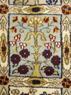 Cream Floral Classic 4X6 Agra Jaipur Oriental Rug