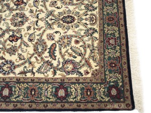 Cream Floral Classic 4X6 Agra Jaipur Oriental Rug