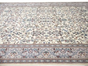 Cream Floral 10X14 Indo-Kashan Oriental Rug