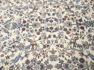 Cream Floral 10X14 Indo-Kashan Oriental Rug