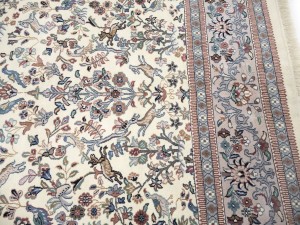Cream Floral 10X14 Indo-Kashan Oriental Rug